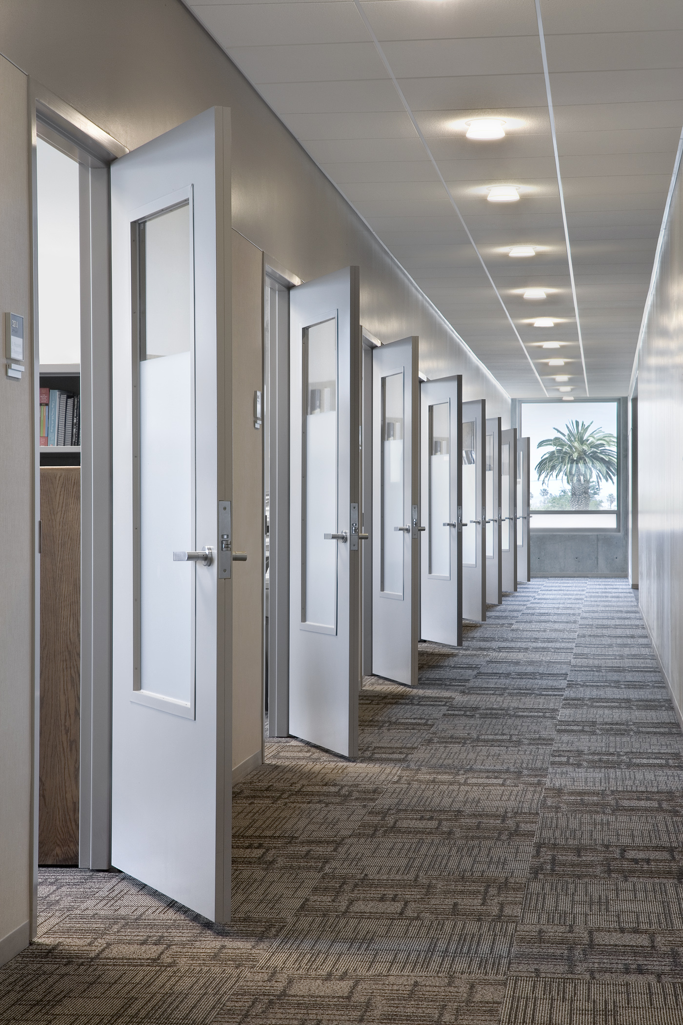 EL CAMINO COLLEGE FACULTY OFFICES